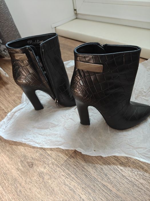 Отдам даром ботильоны