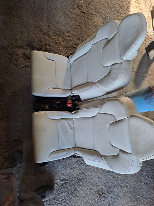 Салон за волво хс90 2017г.