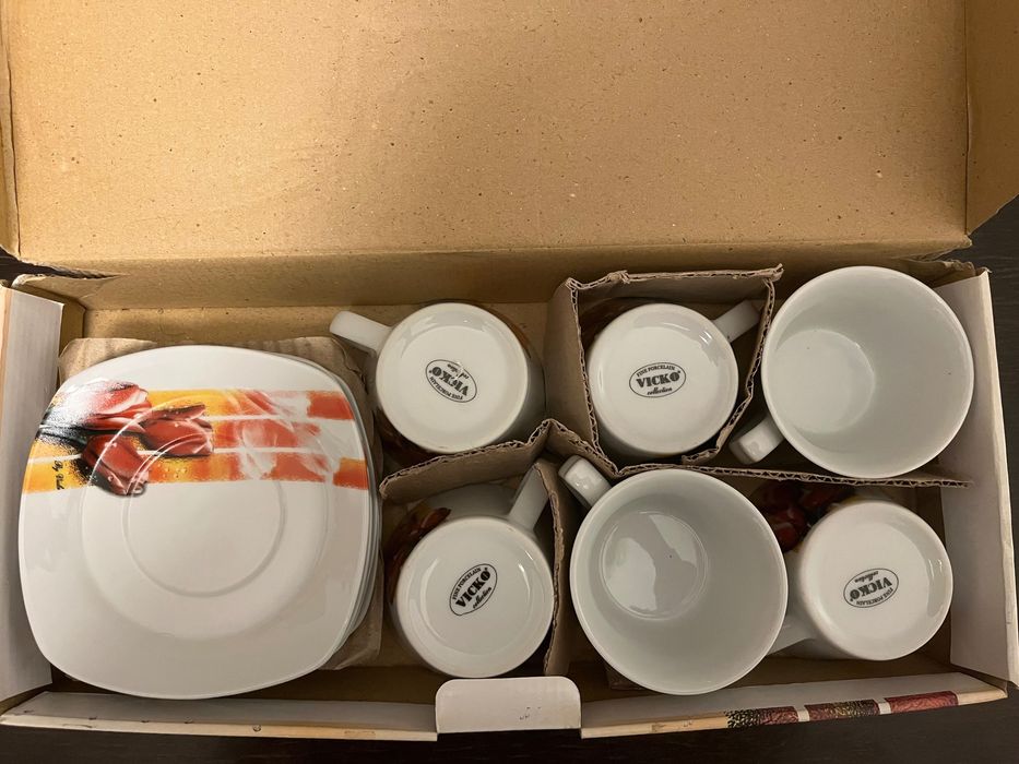 Порцеланови сервизи за кафе, чай и термо чаша