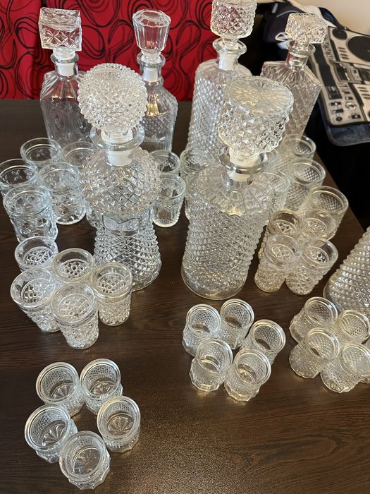 Гарафа с чаши. Ретро бутилки/шишета за алкохол