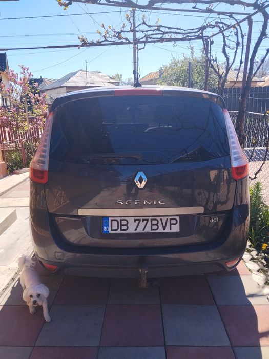 Renault grand Scenic, An 2011 Km 283000, în stare foarte bună,