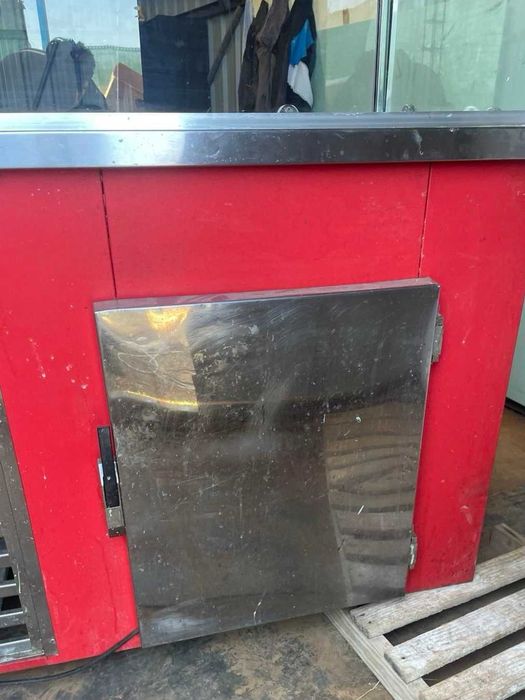 Хладилна витрина