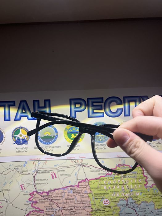 Комфортные очки в стиле сайдбара