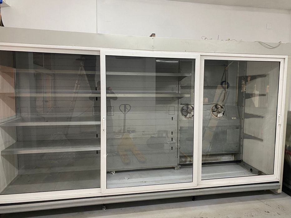 Vitrina pentru bauturi