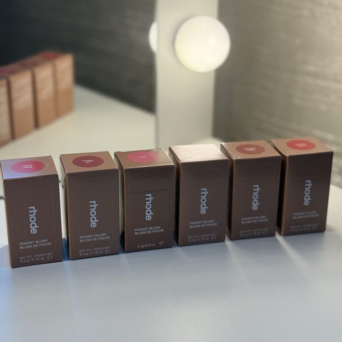 Rhode Pocket Blush / кремообразен руж стик