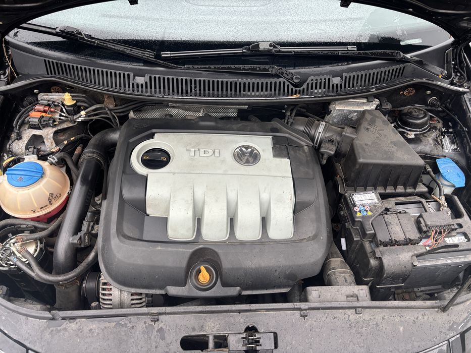 Vand urgent polo9n 2008 101 cp actele zi