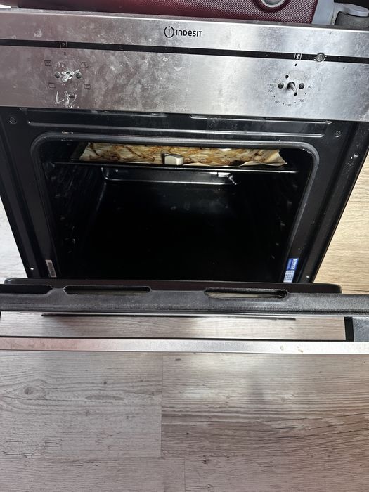 Духовой встроенная печь