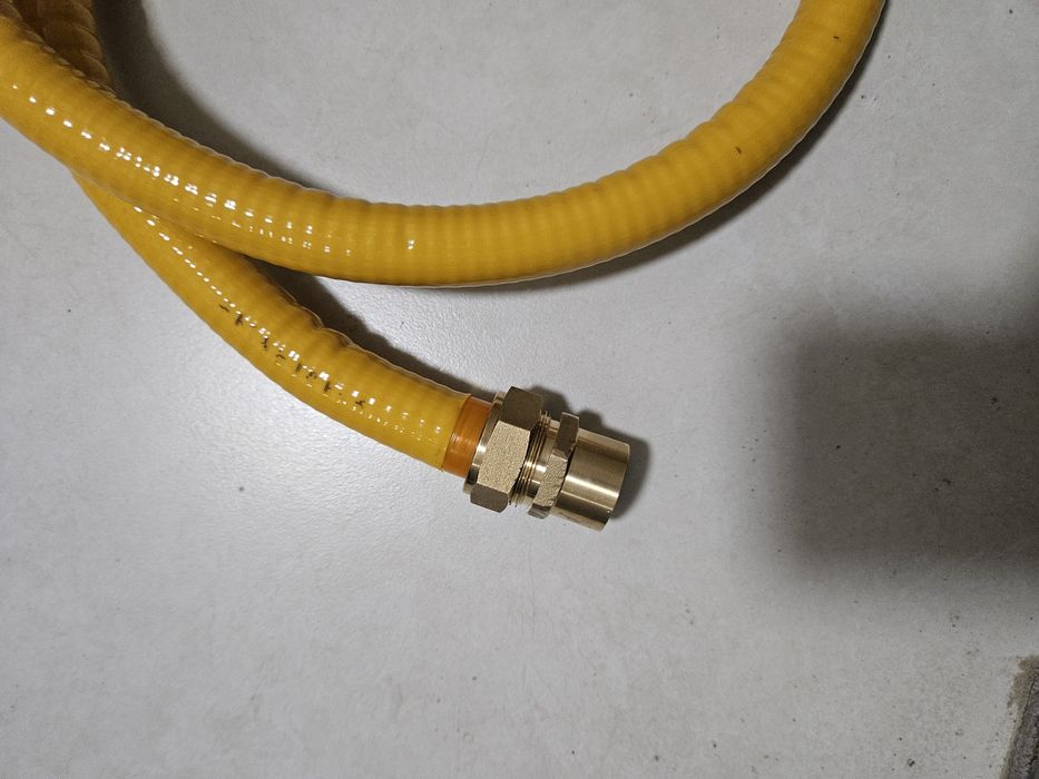 Шланг газовый новый
