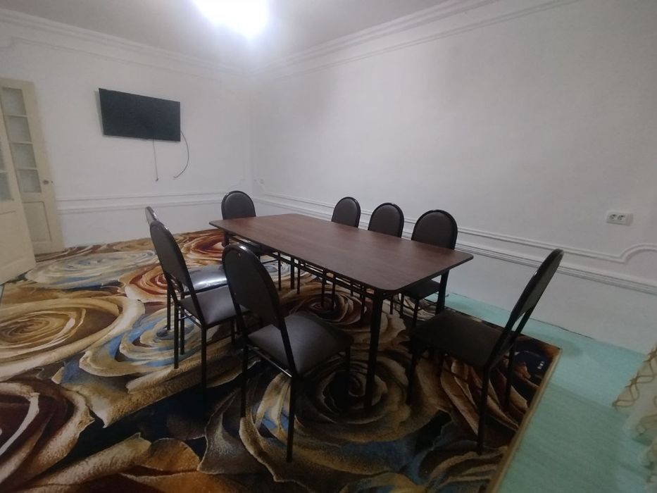 Ijaraga kvartira beriladi adres supper 16 maktab olda 2 xona 1 etaj