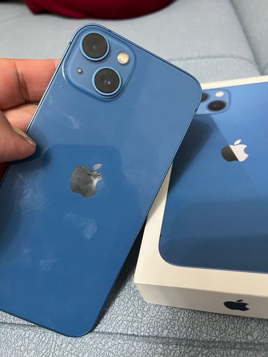 Айфон 13,128мб и Алиса