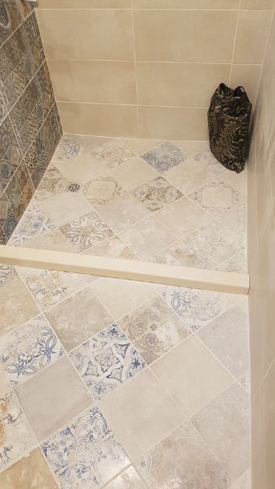 Ремонт на баня Фаянс Шпакловка Мазилка Боядисване Гипсокартон Къртене