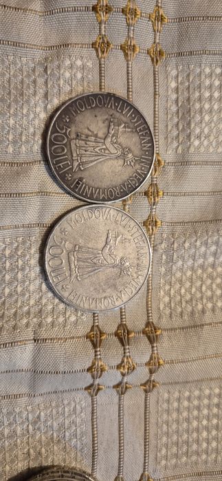 Monede de argint de vânzare