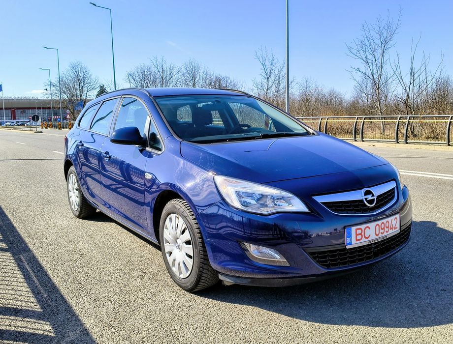 Opel Astra j  1,4 benzina - Germania