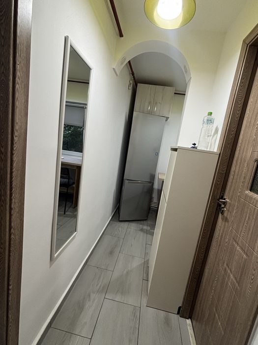 Garsoniera de închiriat