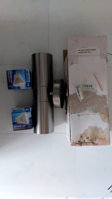 Aplică exterior sus jos