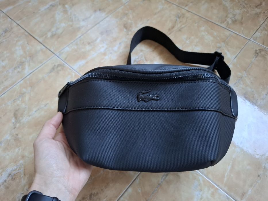 Чанта тип бананка