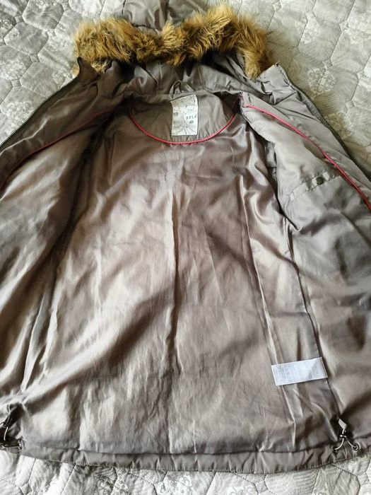 Демисезонные пальто  Sela