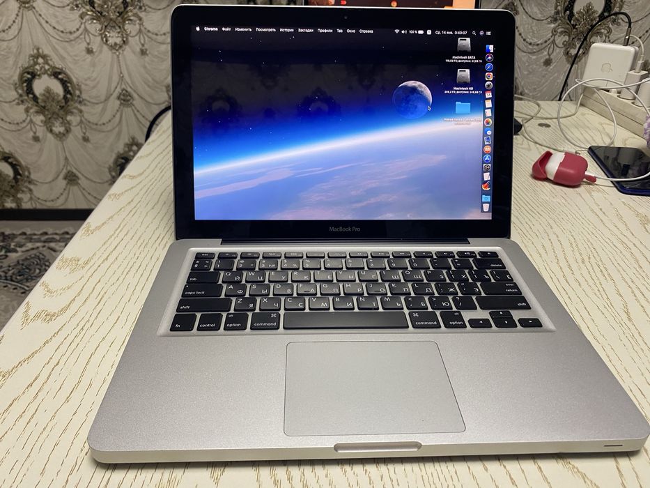 Продаю MacBook Pro 13” ,sotiladi Makbuk