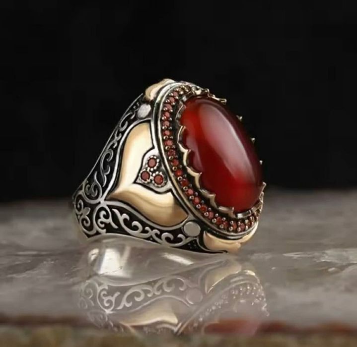 Луксозни мъжки пръстени