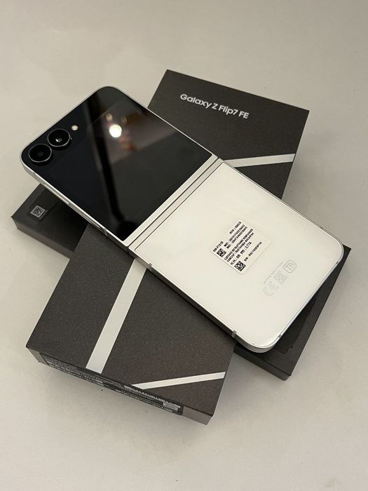 Samsung Galaxy Z Flip7 Fe
