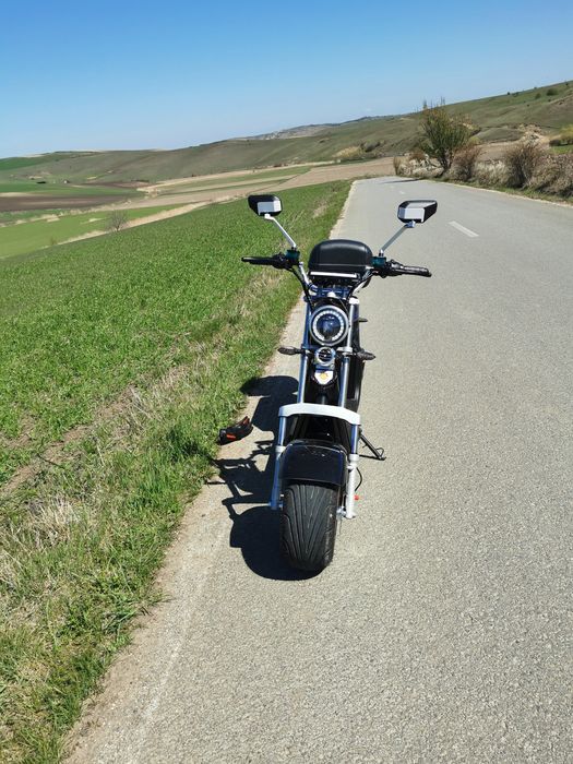 Vând scuter electric g7