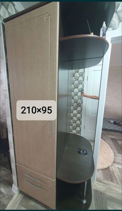 Продам  прихожую  в хорошем состоянии