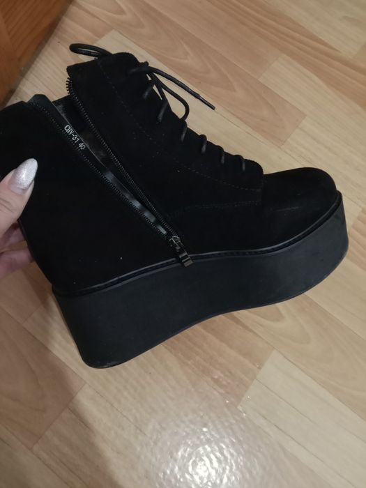 Ботинки зимние, натуралка 40р