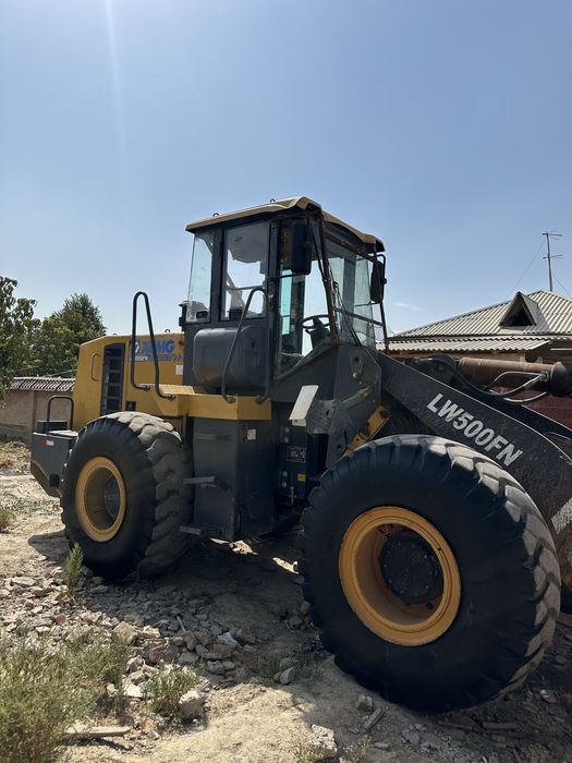 Пагрузчик сотилади ишлаб турибди