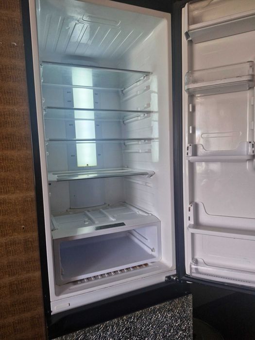 Холодильник  samsung