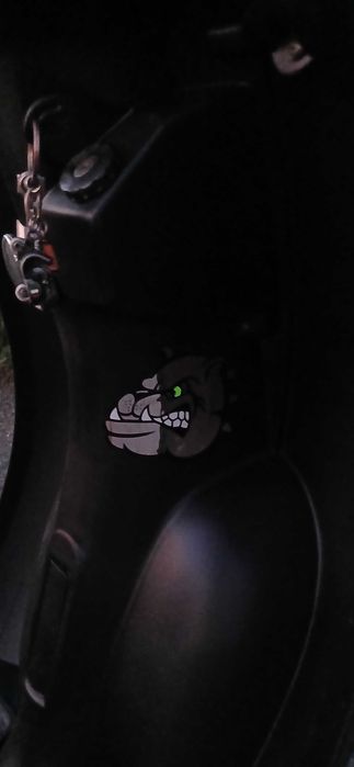 Scuter.    49 cc  4t