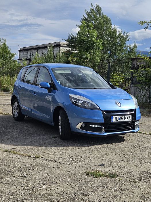 Renault Scenic 2012