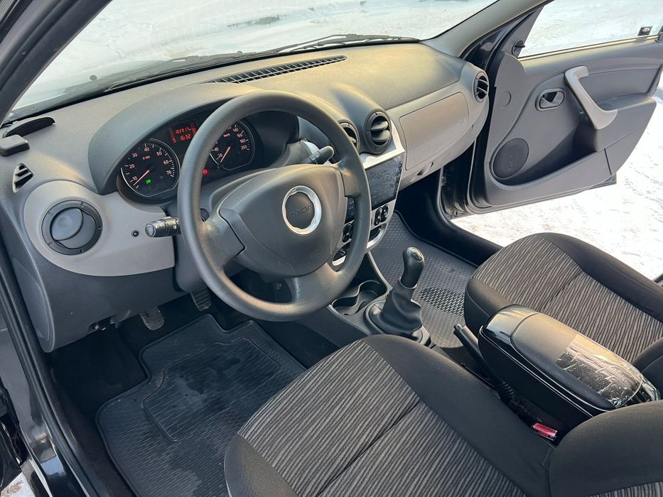 Dacia Logan 1.6 Euro 5 An 2011