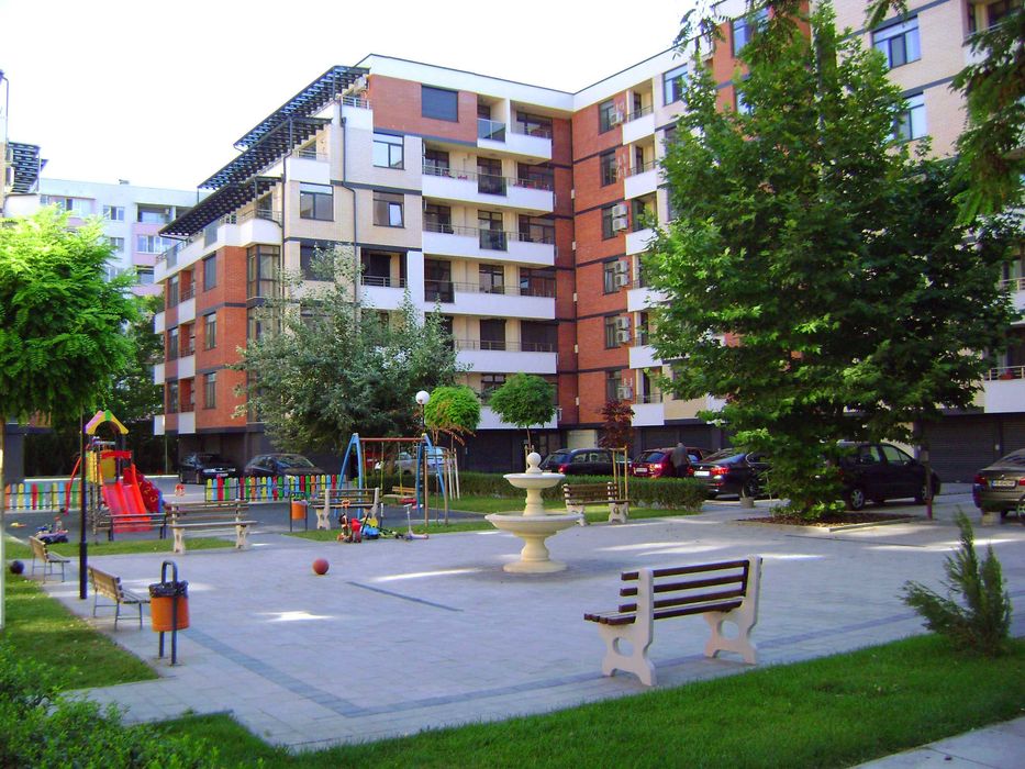 Дава се под наем Двустаен апартамент в Пловдив, Старият град - 48 кв.м за 357 € - Снимка #1