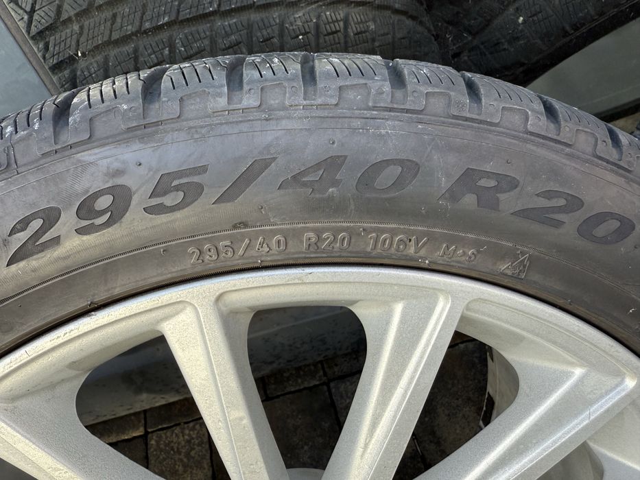 Mercedes Sport pacet 265/40 // 295/40/20 Комплект 1000лв