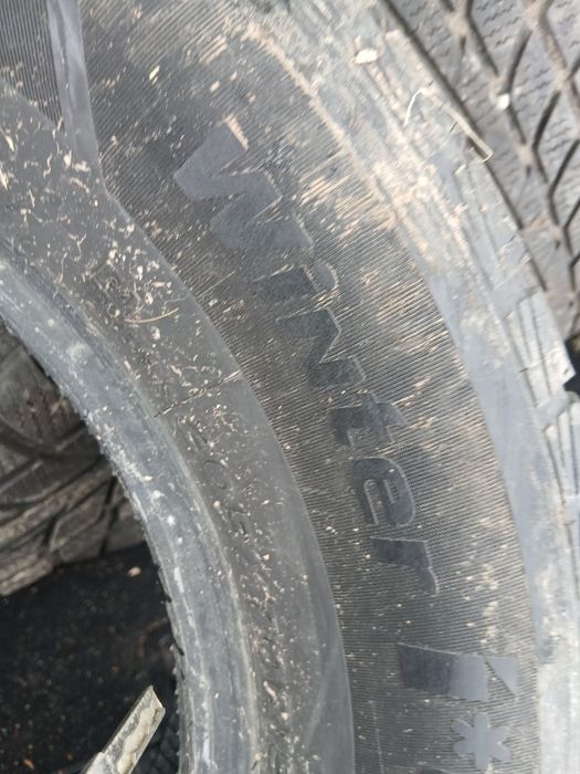 Cauciucuri iarna 205/70/15 96T