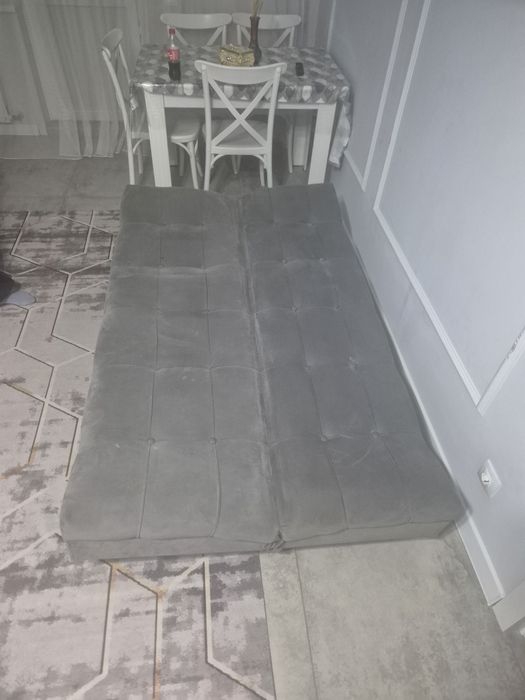 Диван буу в хорошем состоянии