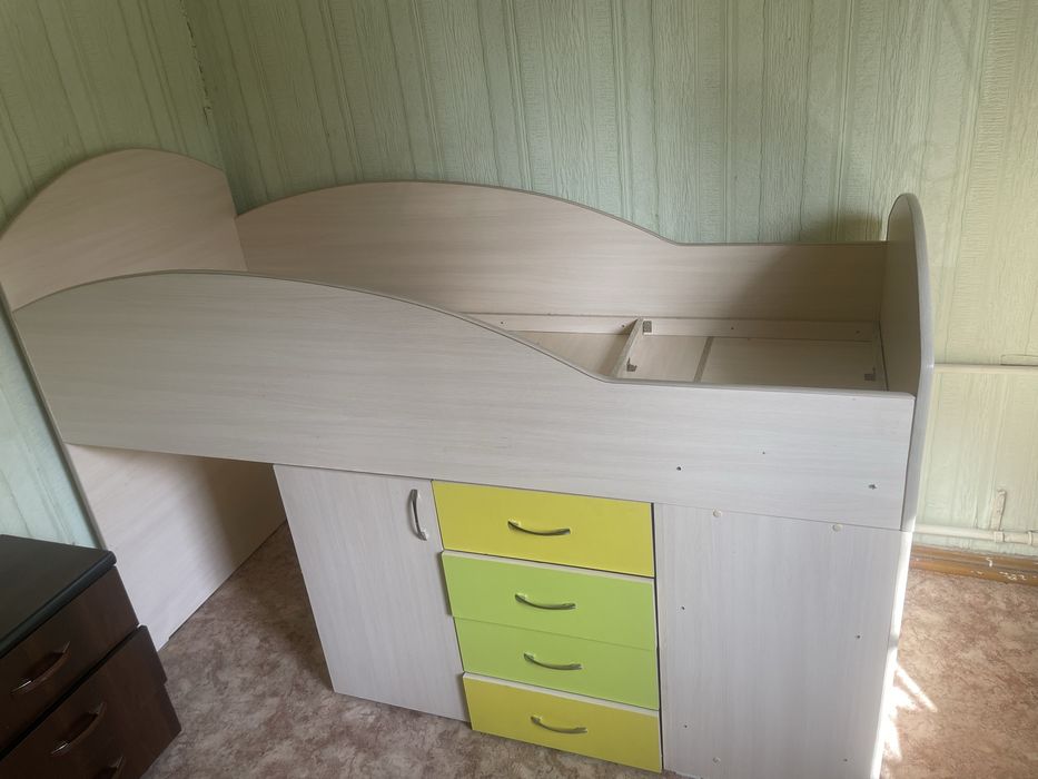 Мебель Продам в нормальном состоянии