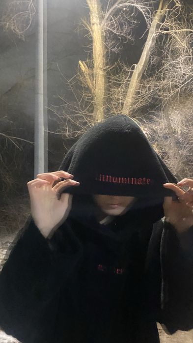 Продаю плюш худи от innominate