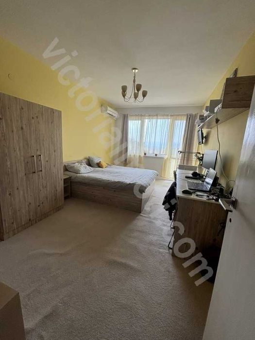 Продава се Четиристаен апартамент в Велико Търново, Център - 90 кв.м за 1834 €/кв.м - Снимка #7