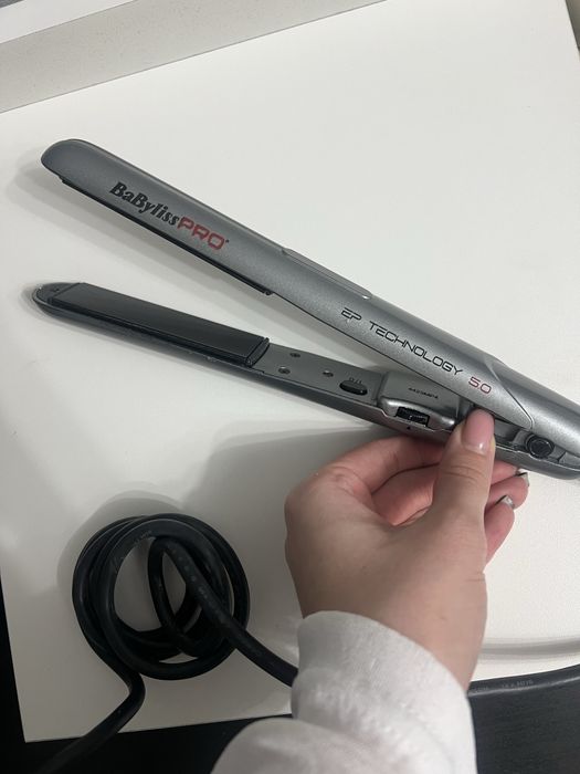 Утюжек Babyliss pro