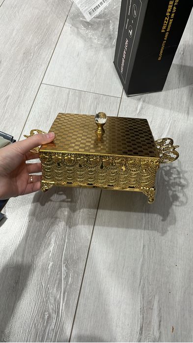 Продам металическую посуду