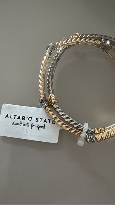 Браслеты на лето