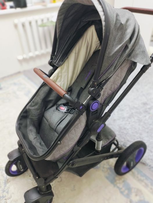 Продам Коляску б