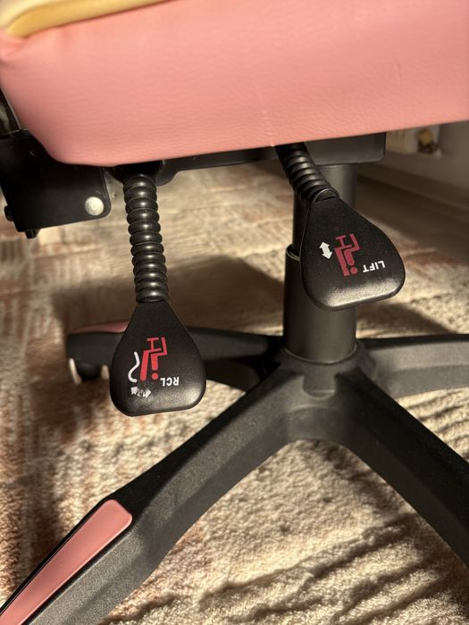 Scaun  x  gaming roz