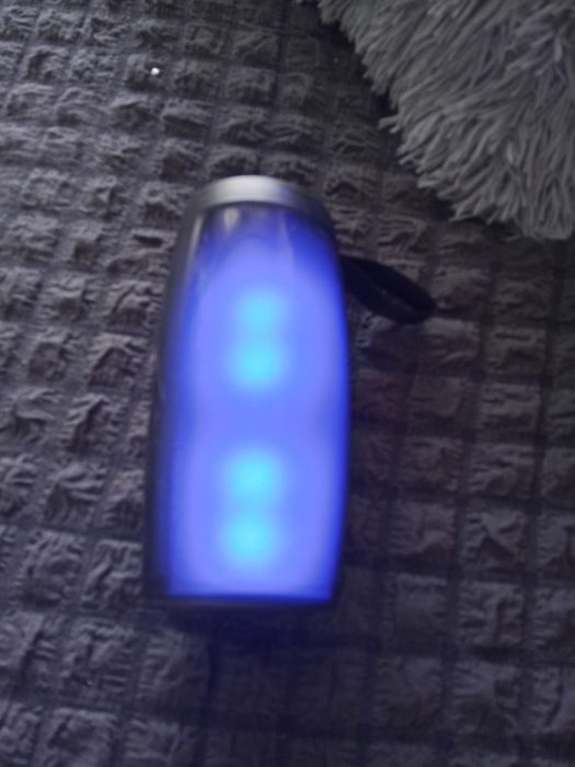 Продаётся компьютерные и bluetooth колонкиколонки