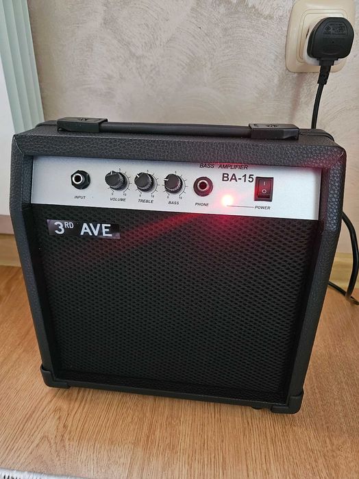 Басов усилвател 3rd Avenue BA-15