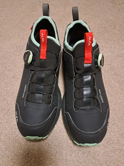 Дамски туристически обувки ALFA Piggen APS GTX