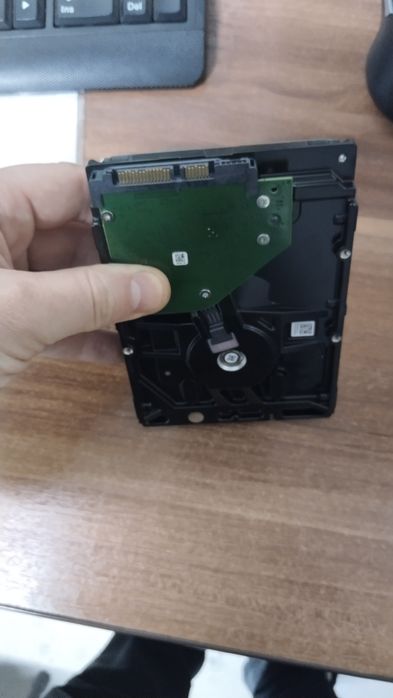 Продам HDD  1000гб