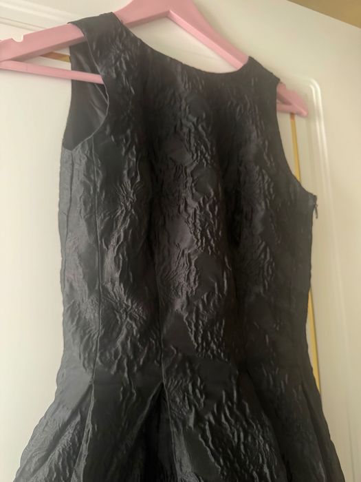 Новое платье на девочку xs HM