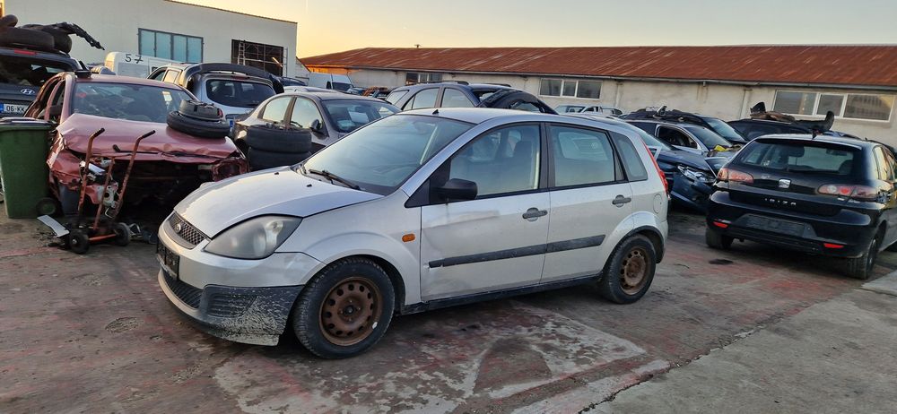 Vând motor 1.3 benzina 2007